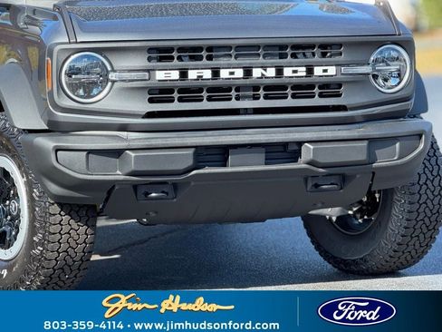 New 2025 Ford Bronco 4-Door w/ Sasquatch Package image 4