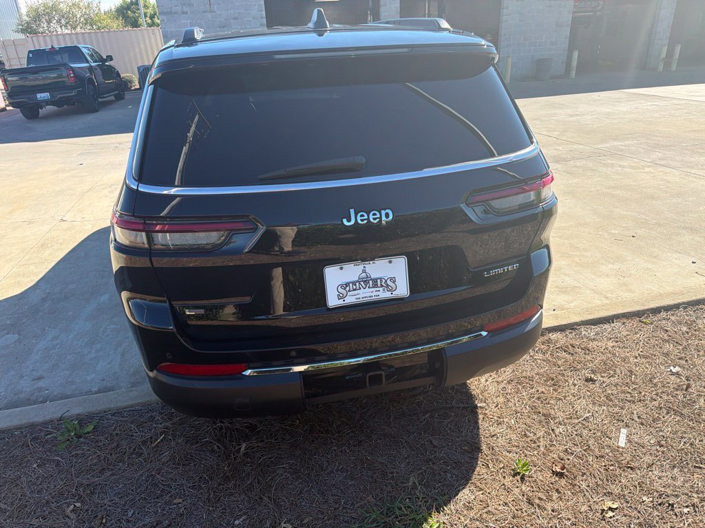 Used 2021 Jeep Grand Cherokee L Limited RWD image 16