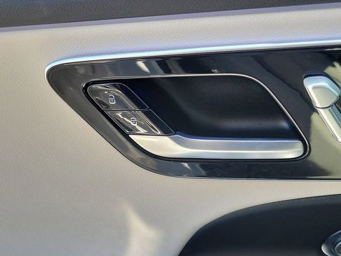 Certified 2024 Mercedes-Benz E 350 4MATIC Sedan image 25