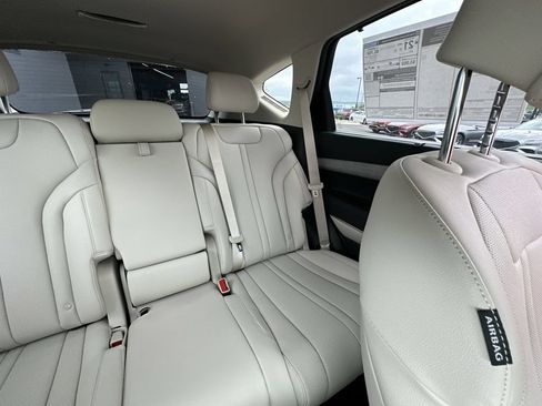 Used 2025 Genesis GV80 2.5T Select AWD/4WD image 14
