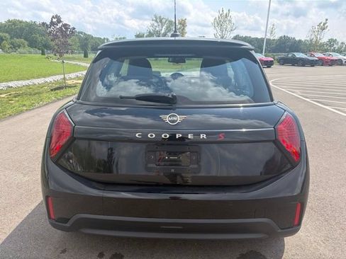 Used 2025 MINI Cooper S FWD image 8