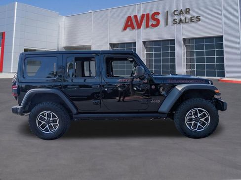 Used 2025 Jeep Wrangler Unlimited Rubicon image 5