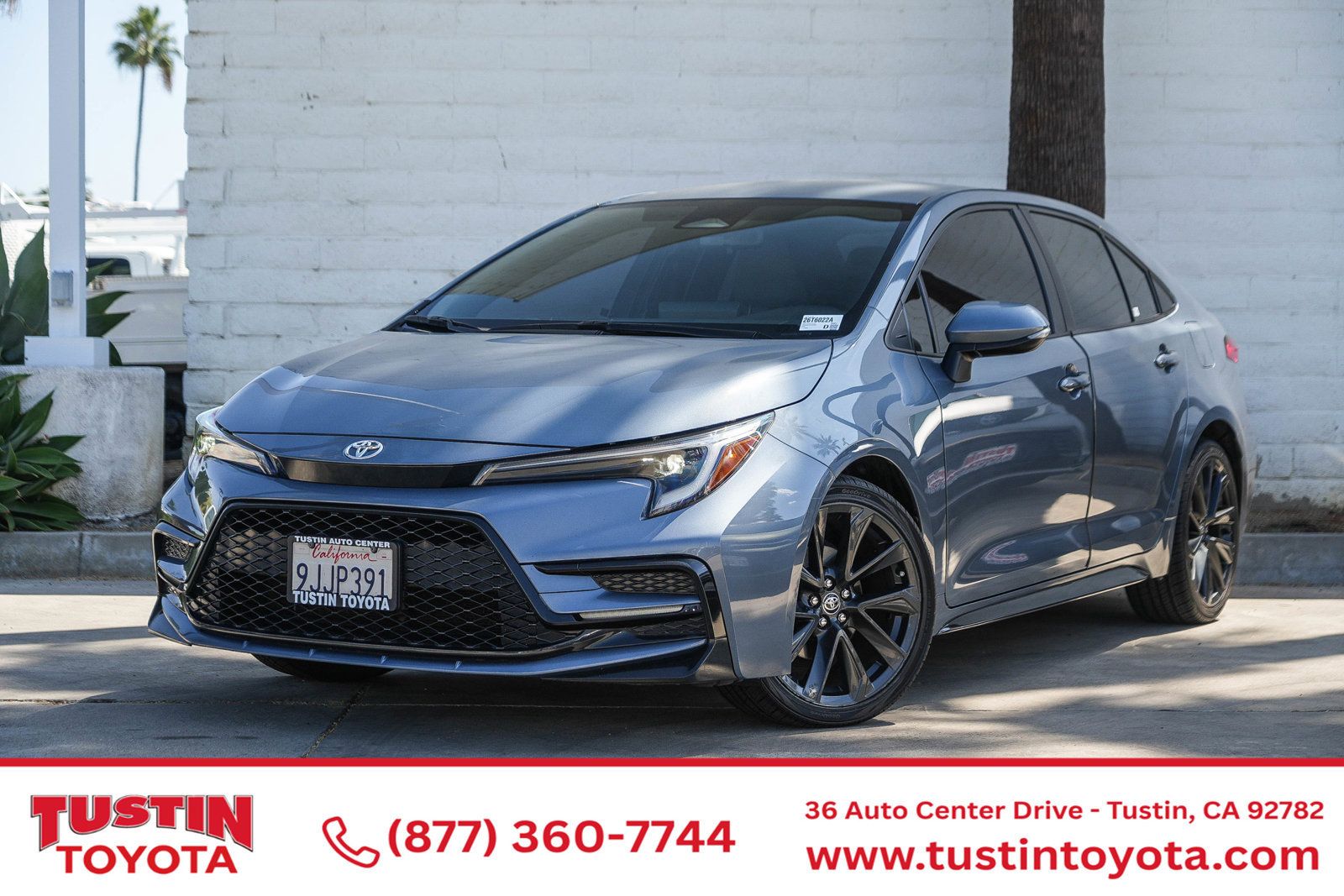 Certified 2024 Toyota Corolla SE FWD image 1