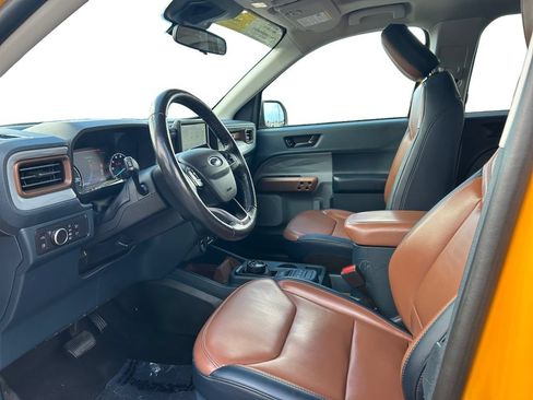 Used 2022 Ford Maverick Lariat w/ Lariat Luxury Package FWD image 11