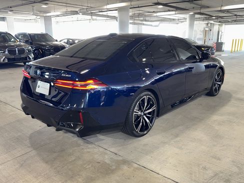 Certified 2024 BMW 530i 530i w/ Executive Package image 8