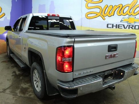 Used 2017 GMC Sierra 1500 SLE image 6