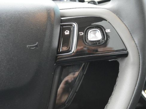 Used 2023 Lincoln Corsair AWD w/ Equipment Group 101A image 30