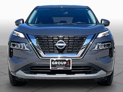 Used 2023 Nissan Rogue SV FWD image 4