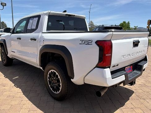 Used 2024 Toyota Tacoma TRD Off-Road AWD/4WD image 5