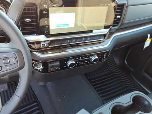 New 2026 GMC Sierra 2500 SLE w/ SLE Value Package; image 16