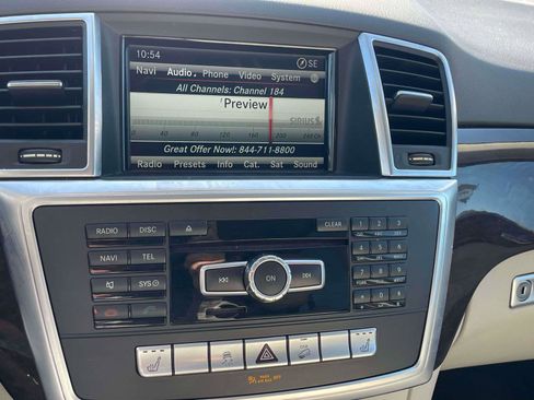 Used 2015 Mercedes-Benz ML 350 4MATIC image 9