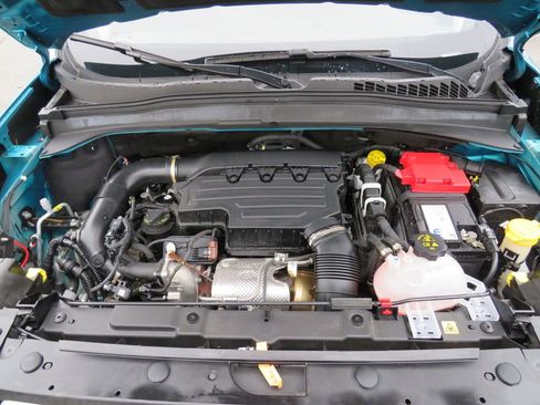 Used 2022 Jeep Renegade Latitude w/ Convenience Group image 31