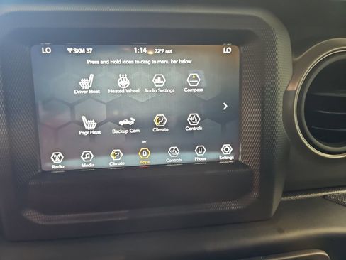 Used 2023 Jeep Gladiator Sport AWD/4WD image 22