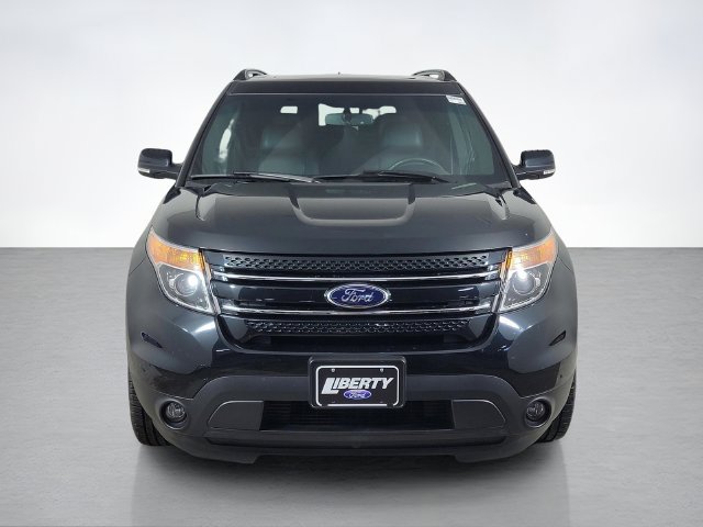 Used 2014 Ford Explorer Limited w/ Equipment Group 301A AWD/4WD image 8