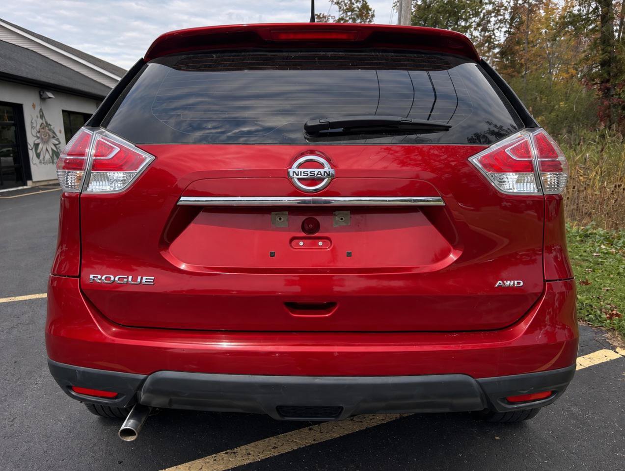 Used 2016 Nissan Rogue SV AWD/4WD image 7