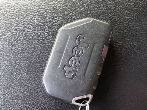 Used 2021 Jeep Wrangler Unlimited Sport image 27