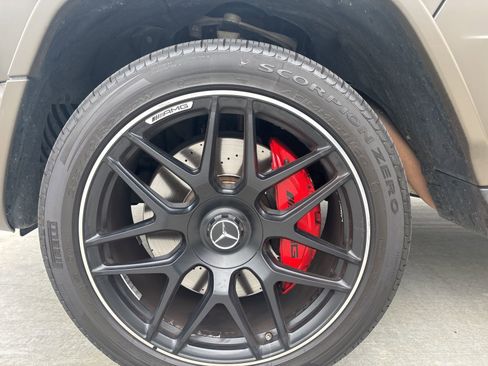 Used 2019 Mercedes-Benz G 63 AMG 4MATIC image 17