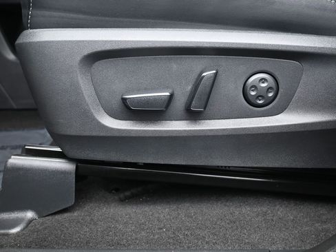 Used 2023 INFINITI QX60 Luxe w/ Performance Audio Package image 15