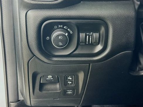 Used 2025 RAM 1500 Big Horn AWD/4WD image 14