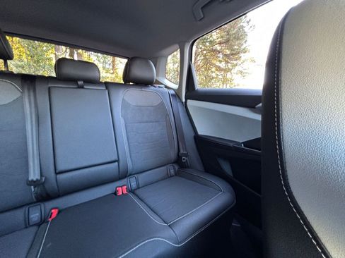 Used 2025 Volkswagen Taos SE image 37