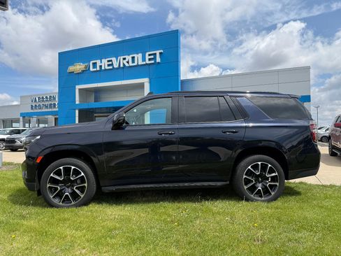 Certified 2021 Chevrolet Tahoe RST w/ Luxury Package AWD/4WD image 4