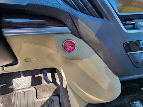 Used 2014 Acura MDX SH-AWD image 17