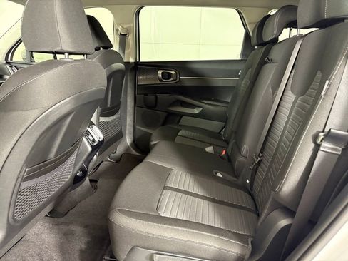 New 2026 Kia Sorento LX image 34