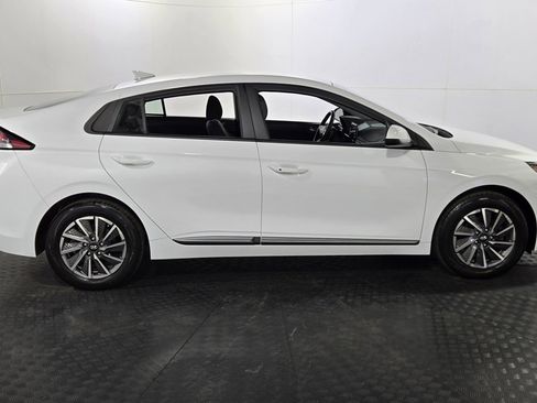 Used 2021 Hyundai Ioniq SE image 8