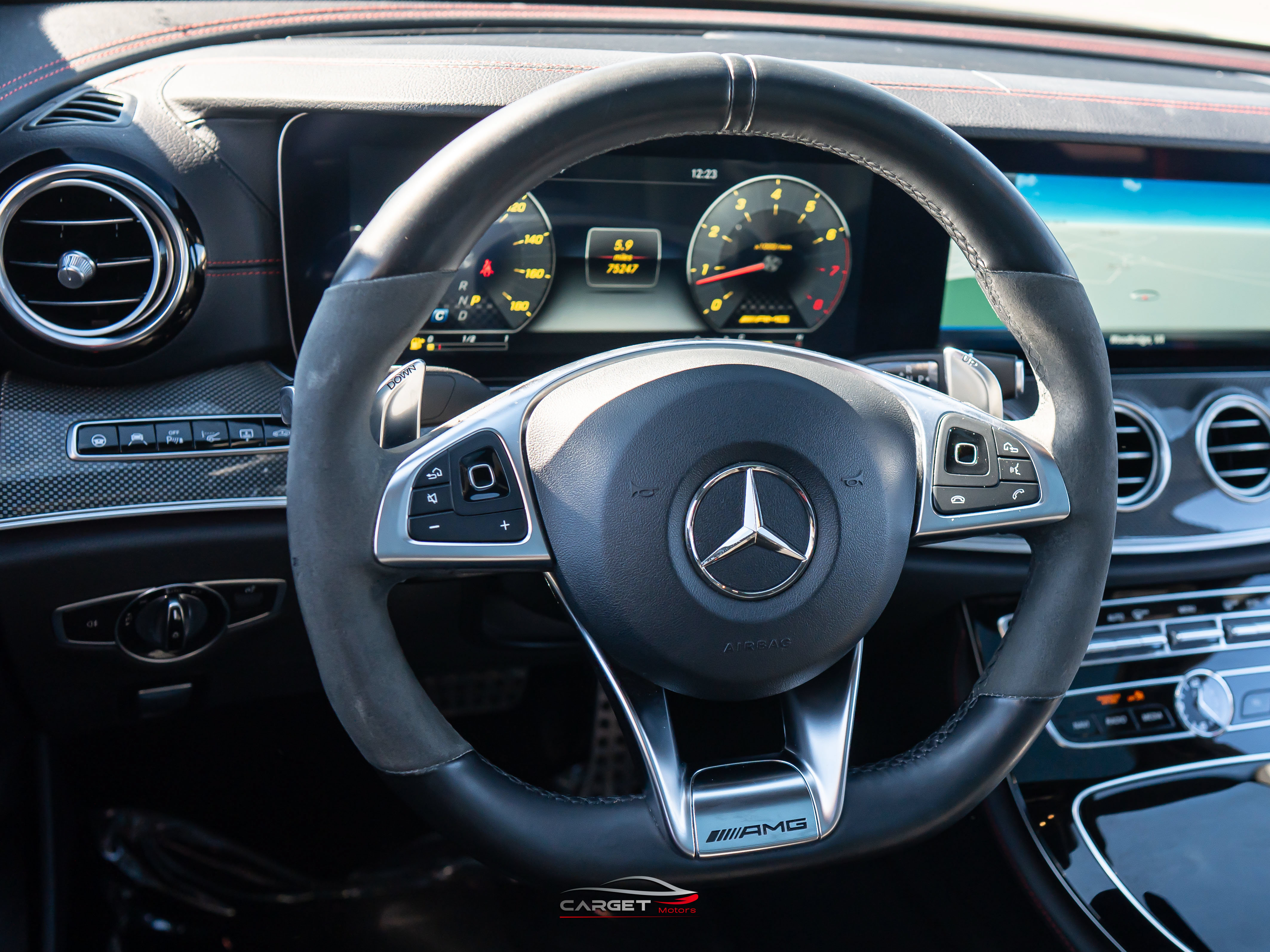 Used 2018 Mercedes-Benz E 43 AMG 4MATIC Sedan w/ Premium 3 Package image 23