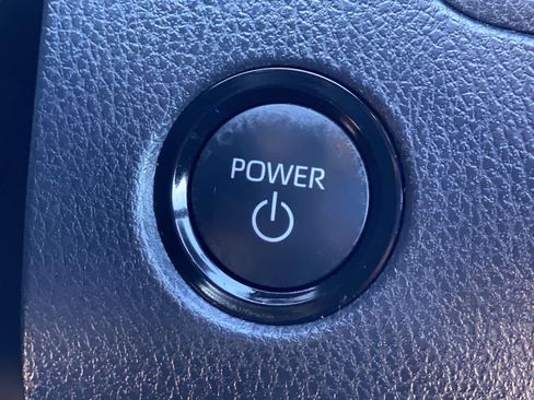 Certified 2025 Toyota Camry SE image 37