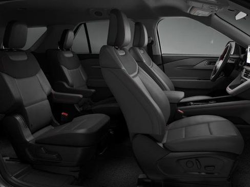 New 2026 Ford Explorer Active w/ Active Comfort Package image 32