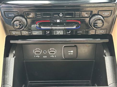 Used 2023 Jeep Grand Cherokee L Limited image 38