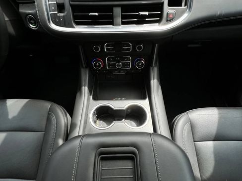 Used 2023 Chevrolet Tahoe LT w/ Luxury Package AWD/4WD image 18