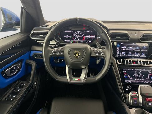 Used 2024 Lamborghini Urus S image 23