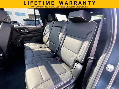 Used 2021 GMC Yukon SLT w/ SLT Premium Package AWD/4WD image 22