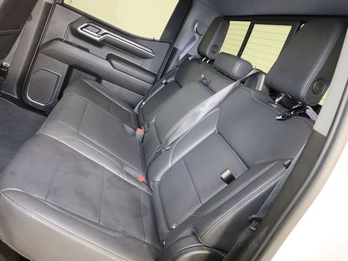 Used 2022 Chevrolet Silverado 1500 LTZ w/ LTZ Convenience Package II AWD/4WD image 11