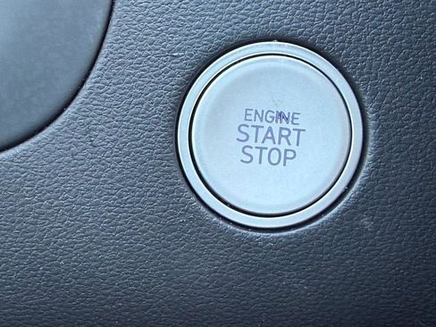 Used 2022 Hyundai Santa Cruz Limited w/ Cargo Package image 16