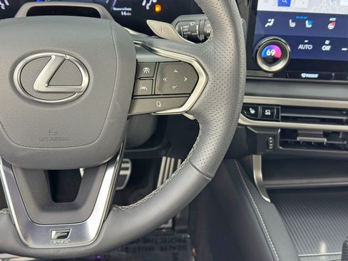 Used 2024 Lexus RX 500h F Sport w/ Convenience Package image 23