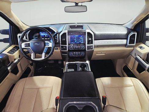 Used 2020 Ford F250 Lariat w/ Lariat Ultimate Package AWD/4WD image 52