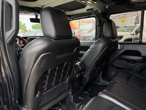 Used 2020 Jeep Wrangler Unlimited Rubicon AWD/4WD image 16