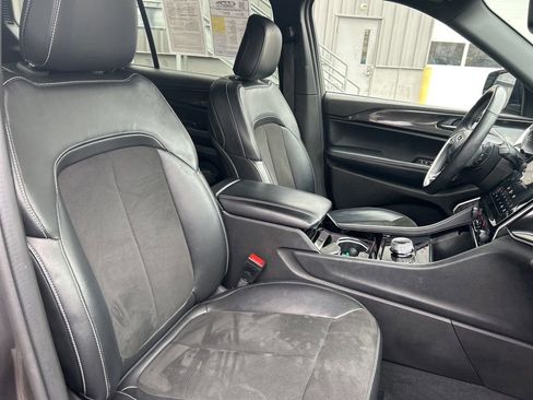 Certified 2022 Jeep Grand Cherokee L Laredo image 40