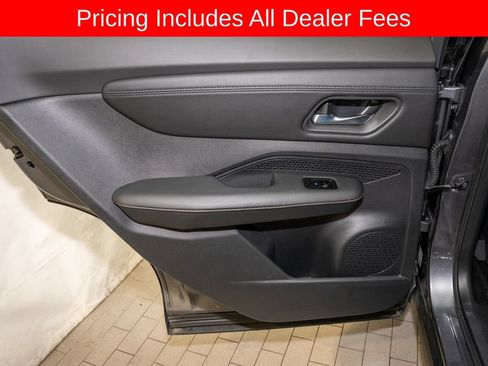 Certified 2023 Nissan Ariya FWD image 9