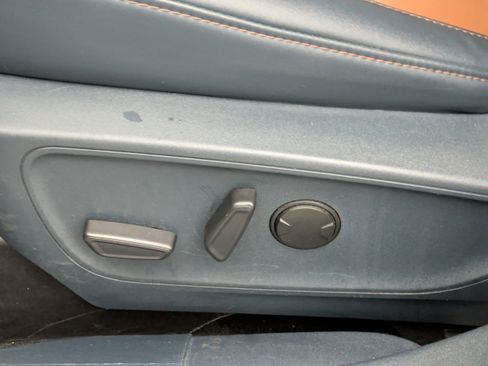 Used 2022 Ford Maverick Lariat w/ Lariat Luxury Package image 22