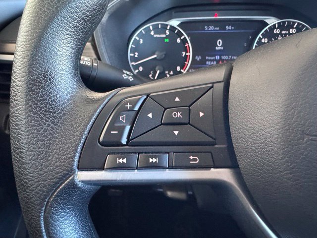 Used 2025 Nissan Altima 2.5 SV FWD image 15
