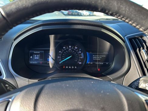 Used 2022 Ford Edge SEL w/ Convenience Package image 20