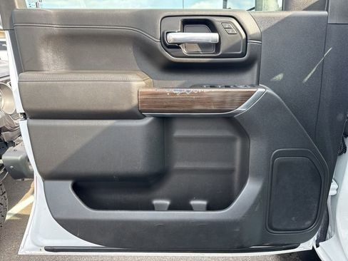 Used 2021 Chevrolet Silverado 3500 LT w/ Snow Plow Prep Package image 29