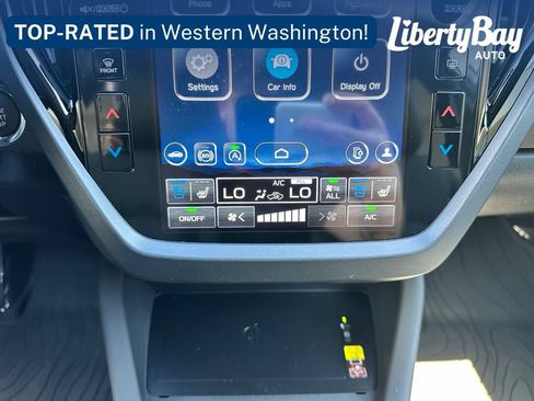 Used 2025 Subaru Forester Touring AWD/4WD image 25