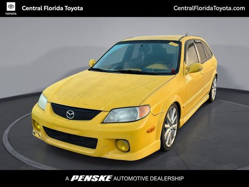 Used 2002 MAZDA Protege5 FWD image 1