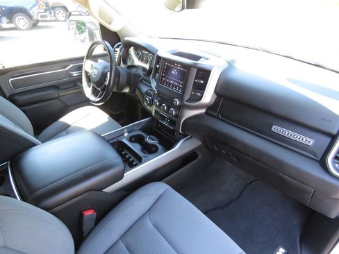Used 2019 RAM 1500 Big Horn AWD/4WD image 14