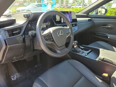 Used 2024 Lexus ES 350 w/ Premium Package FWD image 15